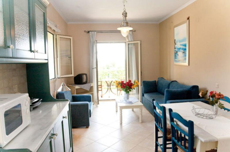 Liocharis Apartments Lourdata  Exterior foto
